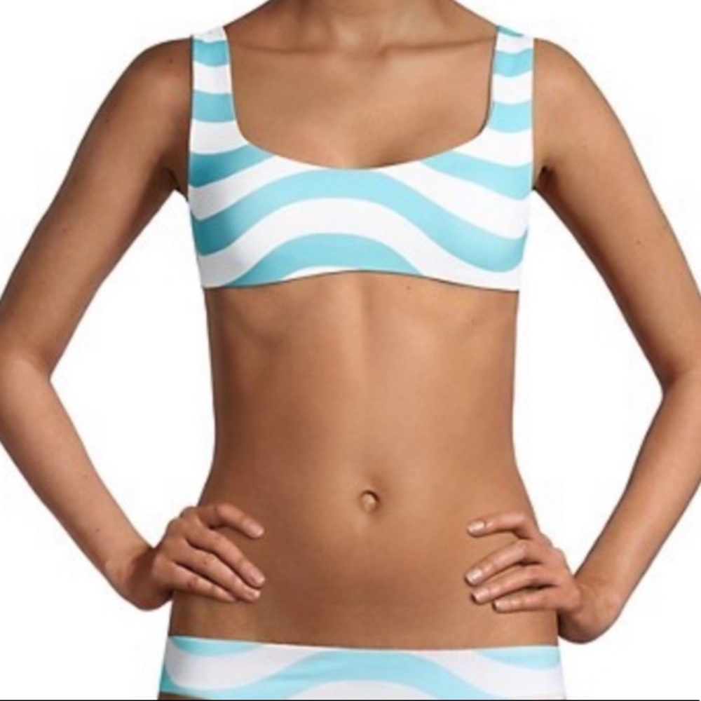 SOLID & STRIPED The Elle Reversible Bikini Top. Sz L